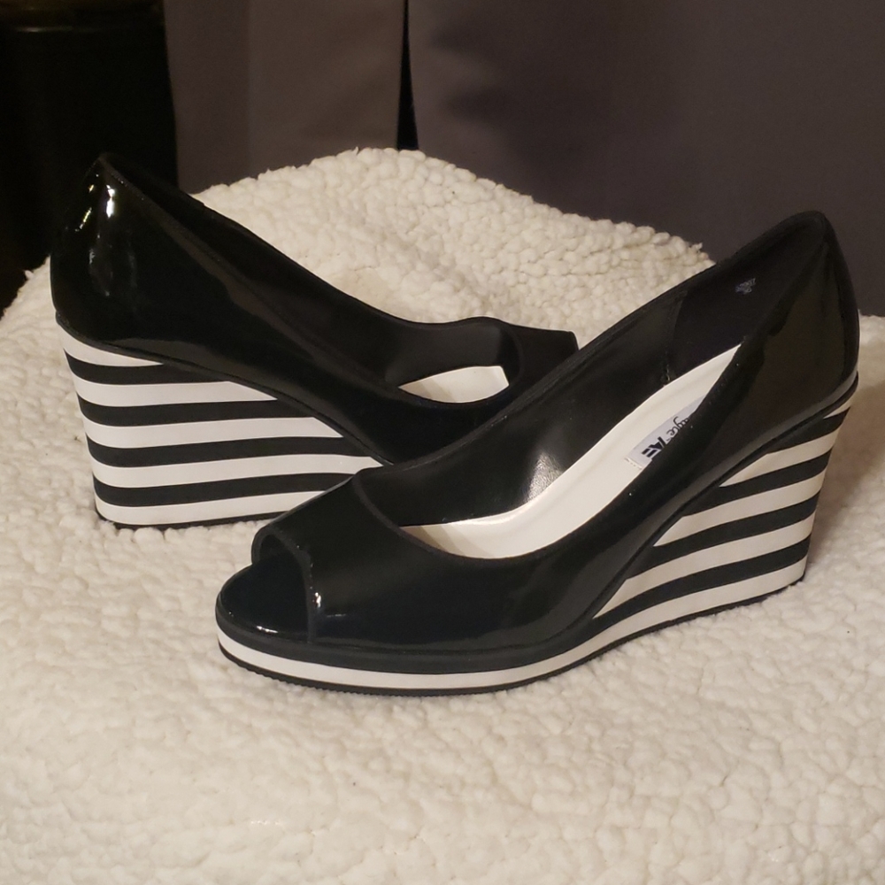 AE Kaprice pump - Picture 3 of 4
